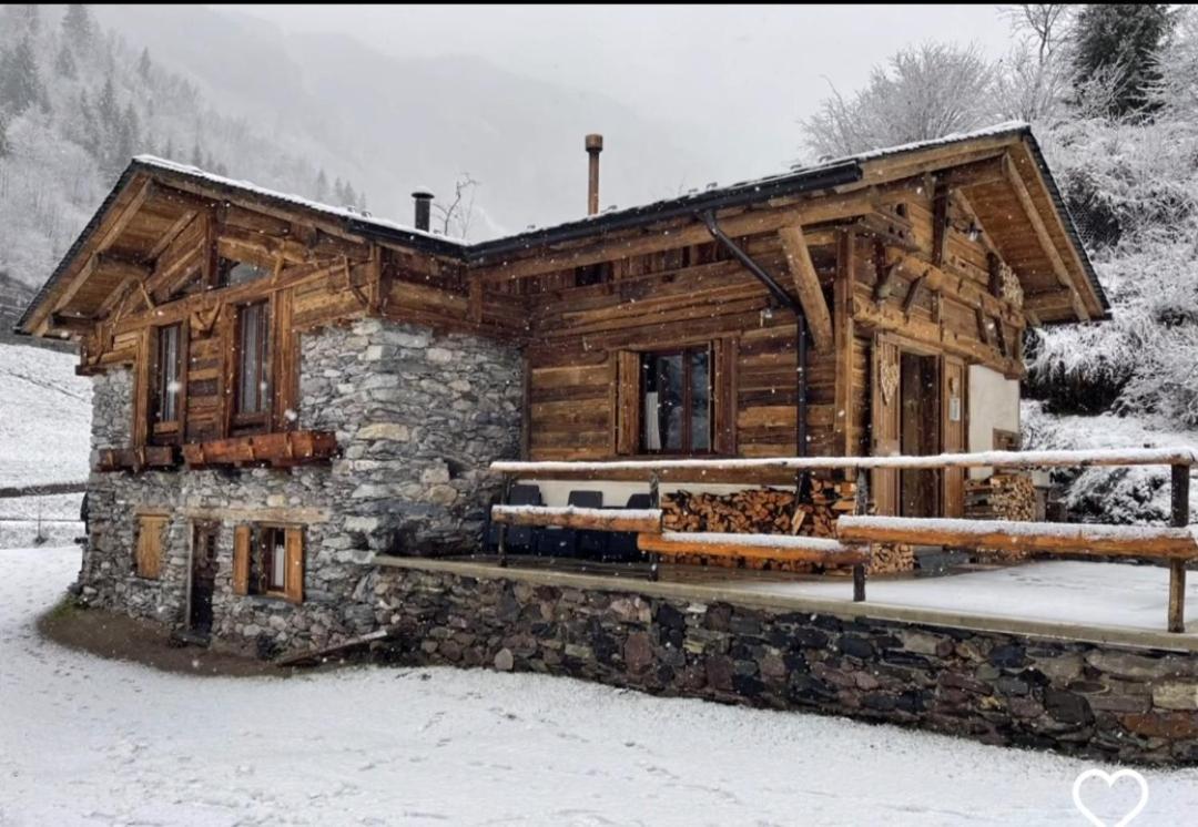 Bed And Breakfast Campo Base カローナ エクステリア 写真