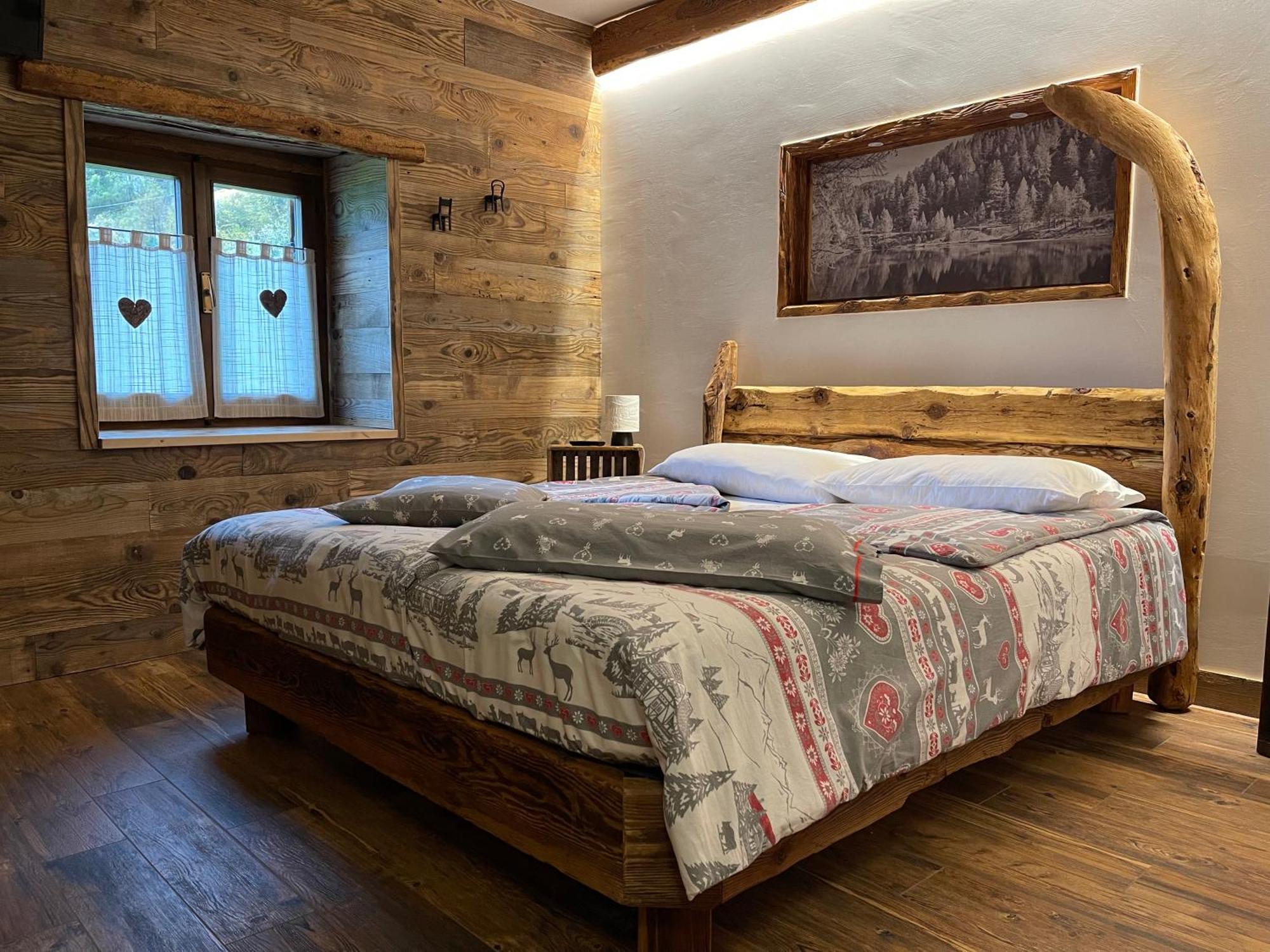 Bed And Breakfast Campo Base カローナ エクステリア 写真